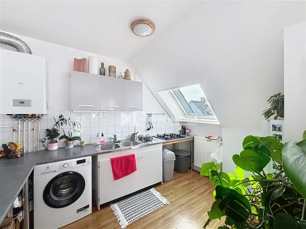 Kitchen - Bright 2-Bed Flat with Parking in Quimper