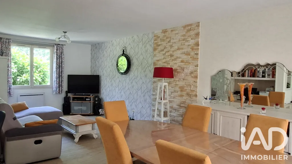 Sala da pranzo - Detached House with Garden in Sarras