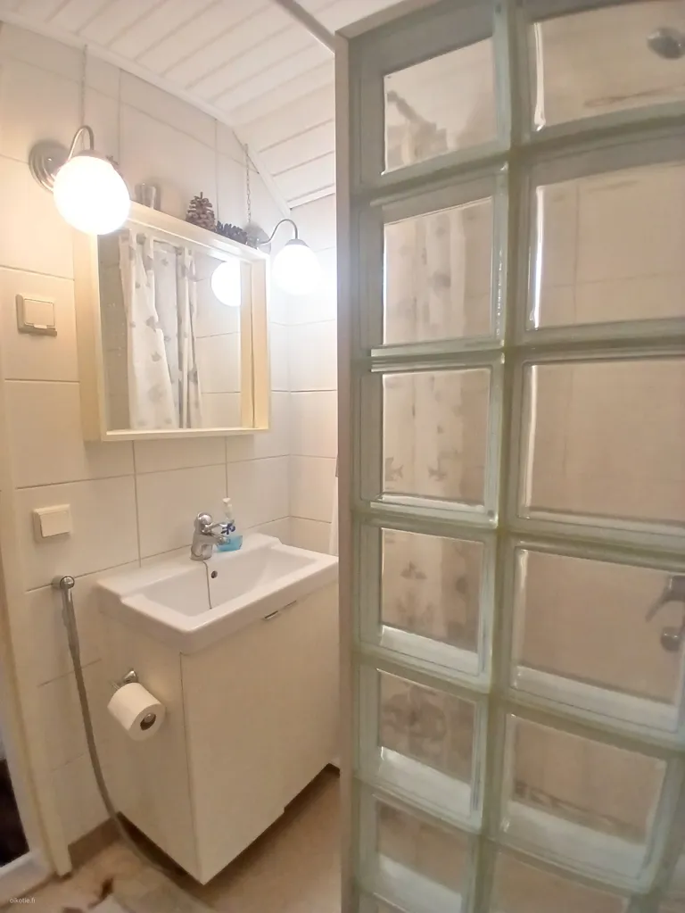 Bagni - Spacious Detached House with Garden in Tuimala