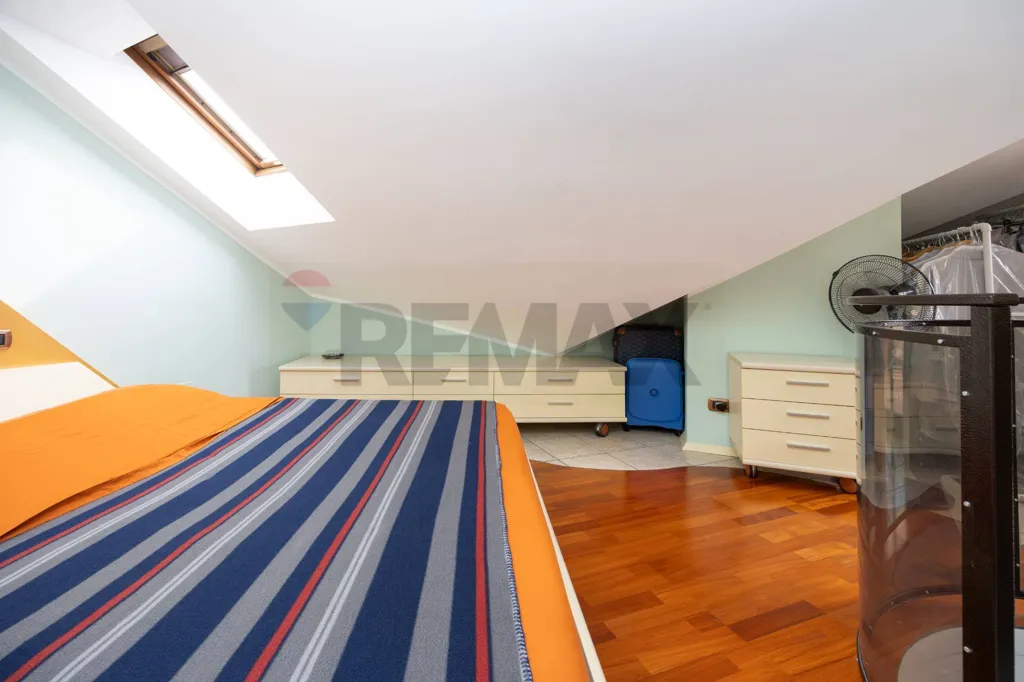 Magamistoad - Duplex Apartment with Terrace in Zelo Buon Persico