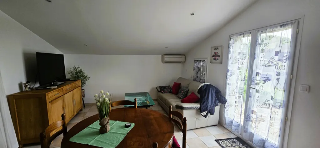 Söögituba - Villa Flat with Garden, 30m from Beach, Abbartello
