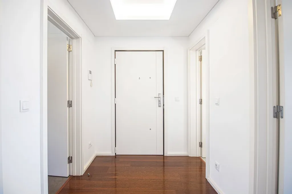 Entrée - 4 Bedroom Apartment with Pool in Alvalade, Lisbon