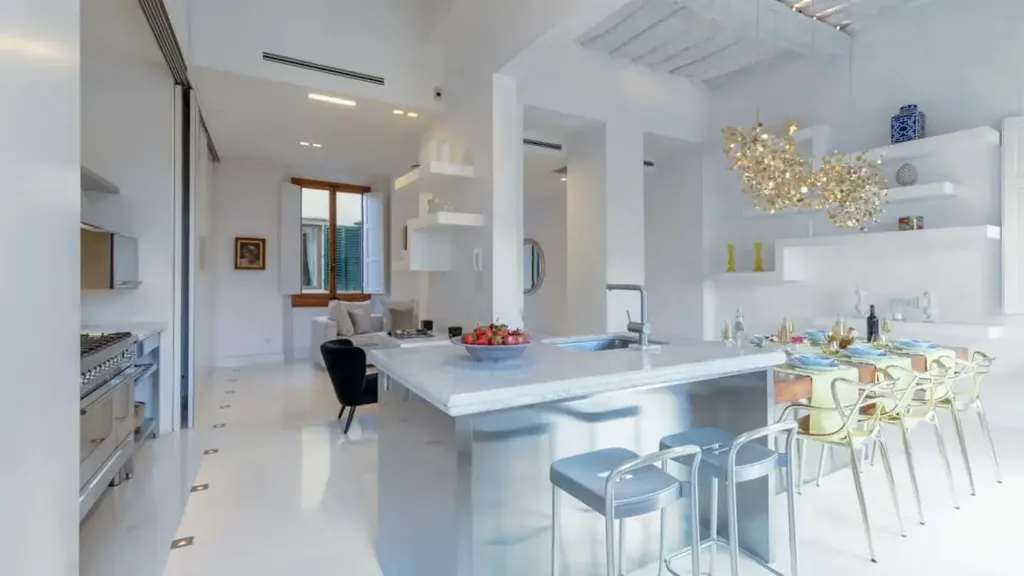 Kitchen - Renaissance-Style Apartment with Terrace in Florence