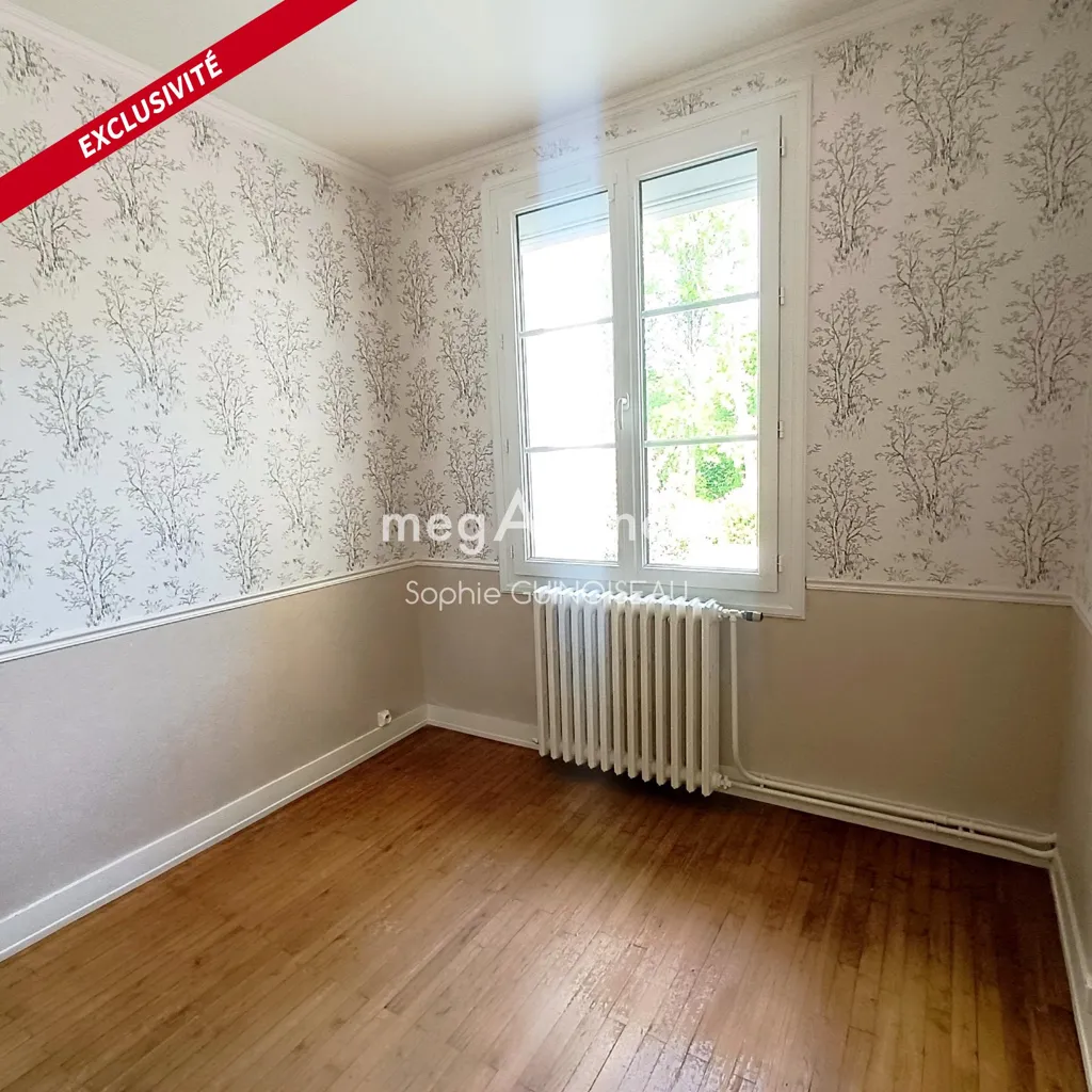 Chambres - Maison avec Jardin et Garage à Cholet