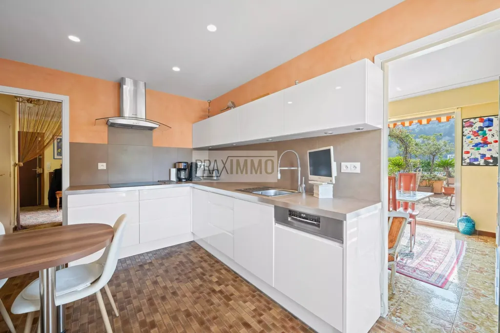 Köök - Penthouse with Rooftop Terrace in Nice