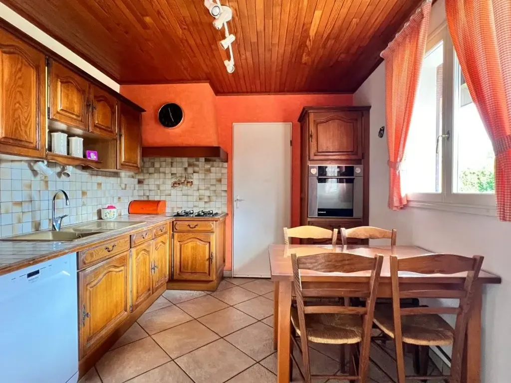 Cuisine - Maison Familiale avec Terrasse à Chassieu
