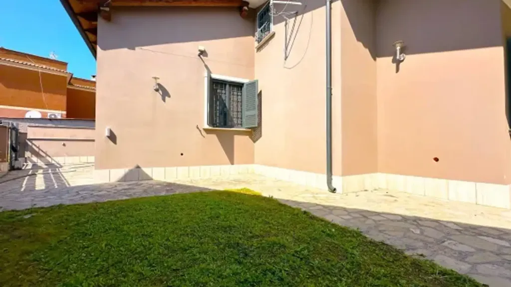 Aed - Rustic Villa with Pool in Collefiorito