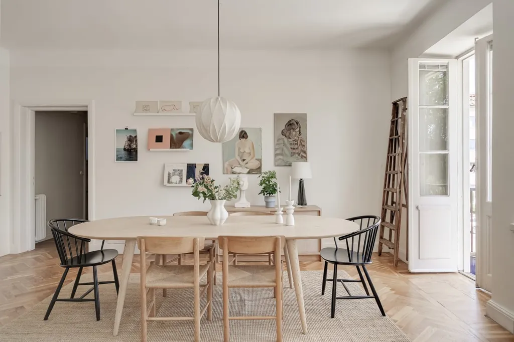 Salle à manger - Charming Corner Apartment with Four-Directional Views in Kristianstad