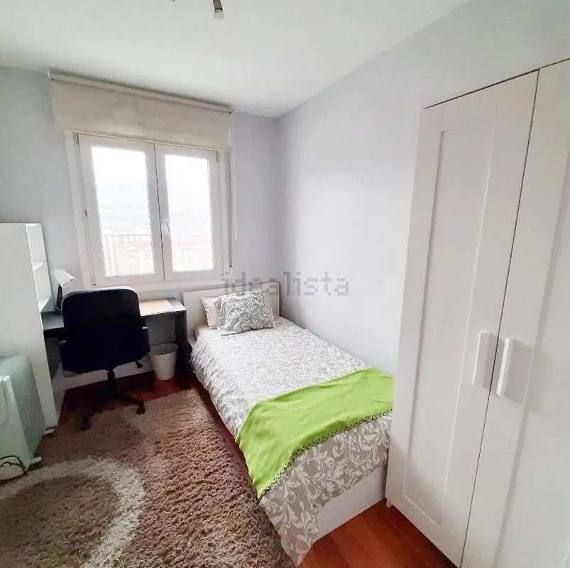 Magamistoad - Bright Student Flat near Sarriko Metro, Bilbao