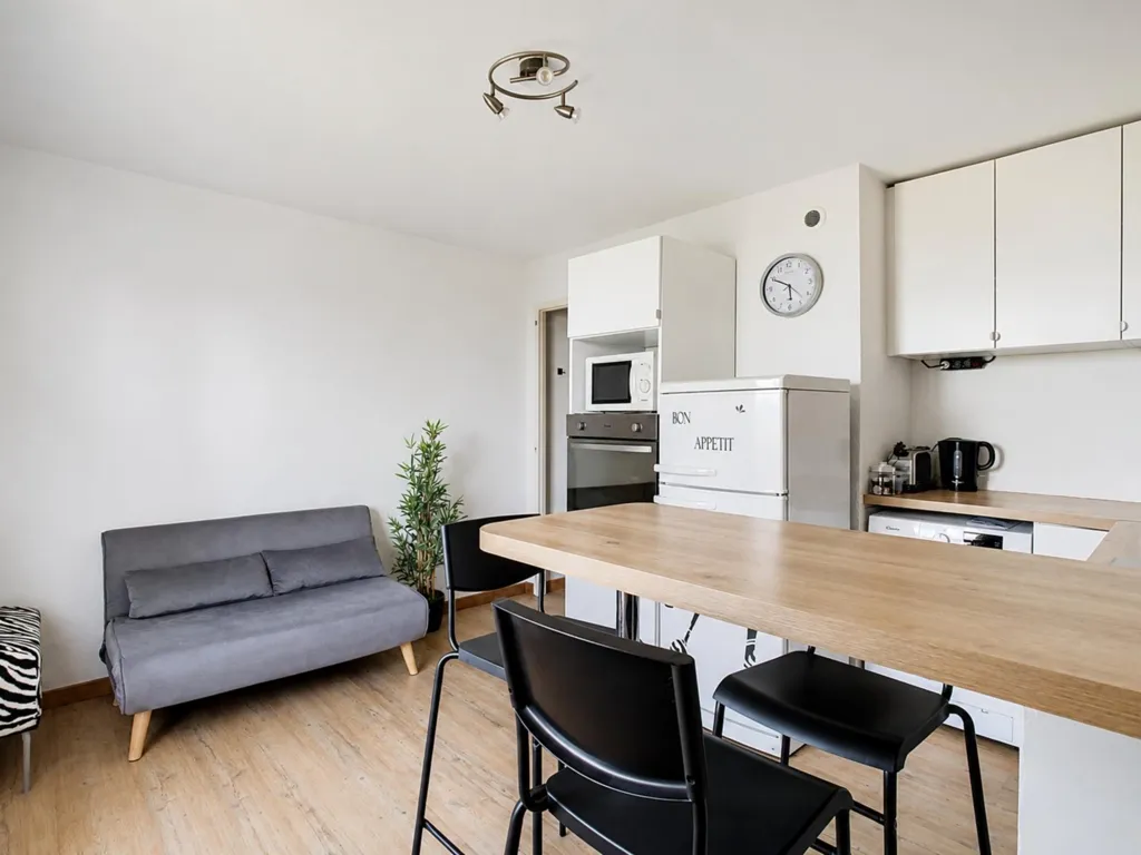 Köök - 2-Bedroom Flat with Lake View in Neuvecelle