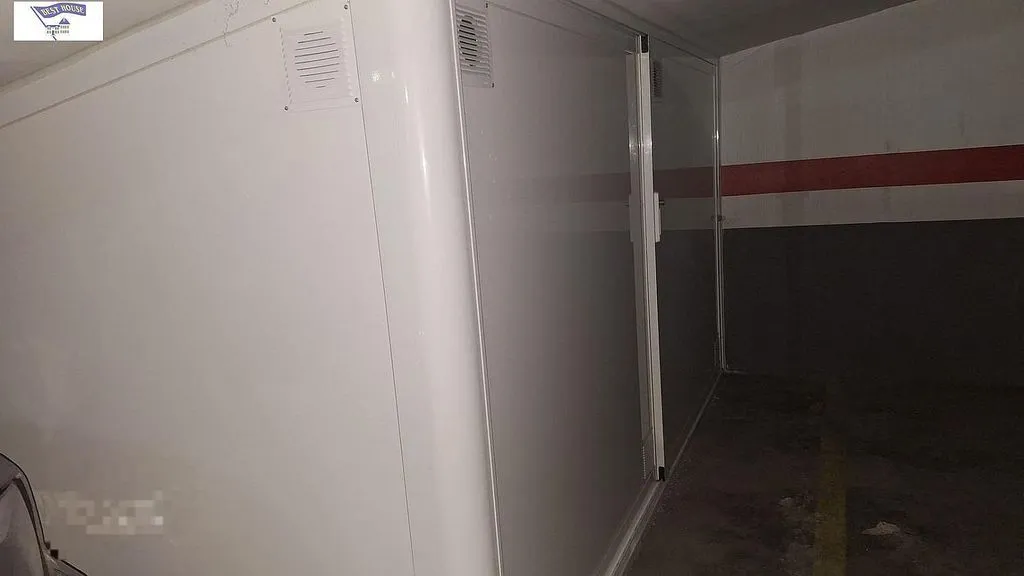 Garaaž - Apartment with Patio in Albacete Centre