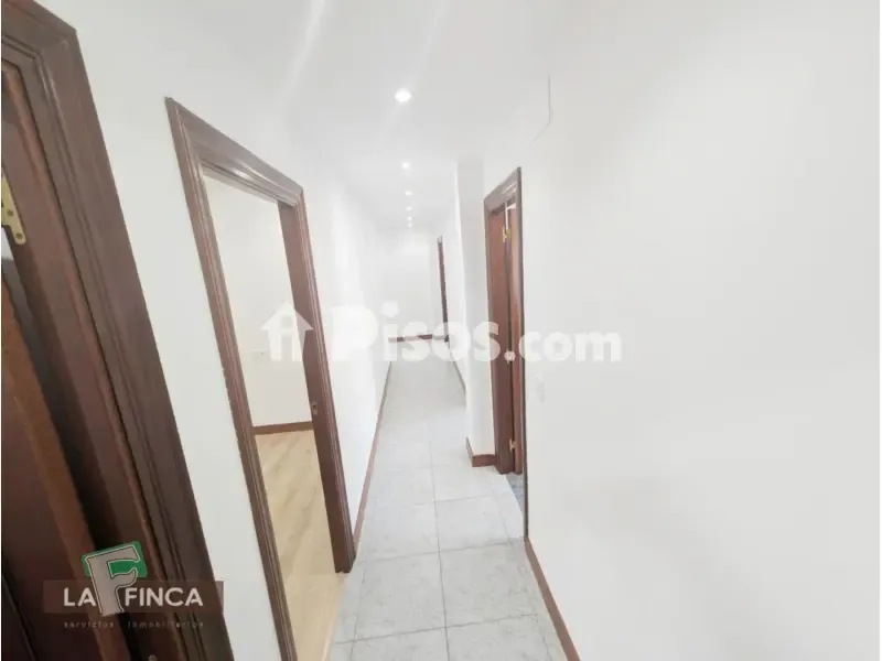 Hallway - Apartment with Lift in Teatinos - Pumarín