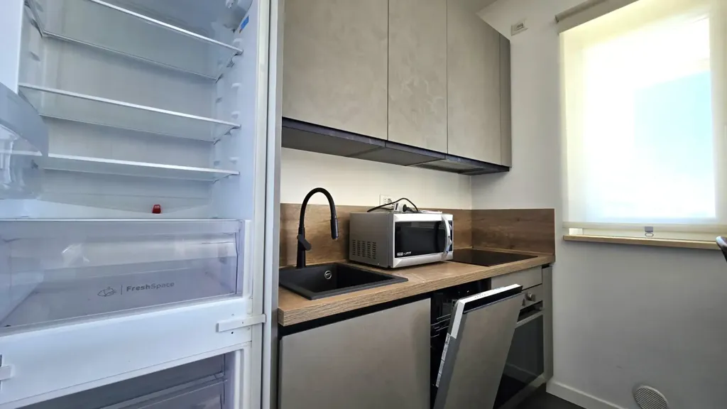 Cucina - Appartamento con terrazzo panoramico a Roma