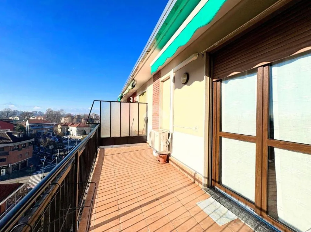 Rõdu - Apartment with Balcony and Terrace in La Loggia