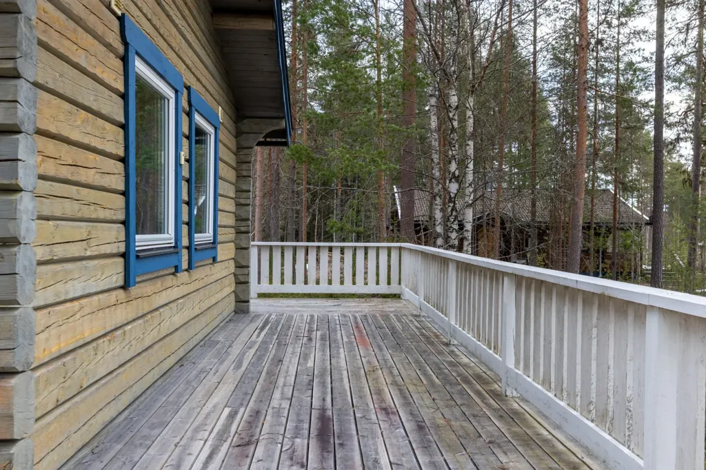 Terrasse - Villa with Water View near Älvdalen