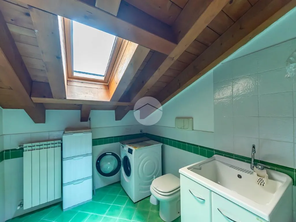 Vannitoad - Mansarded Apartment with Balcony in Uboldo