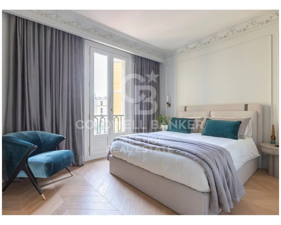 Chambres - Luxury Flat with Historic Charm in Barcelona