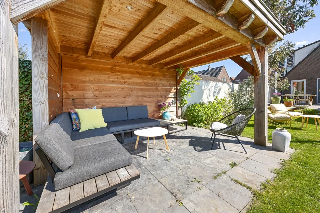 Terrasse - Maison 5 pièces à Ooij