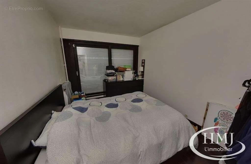 Chambres - Appartement T3 en Rez-de-Jardin avec Balcon à Résidence les Terrasses