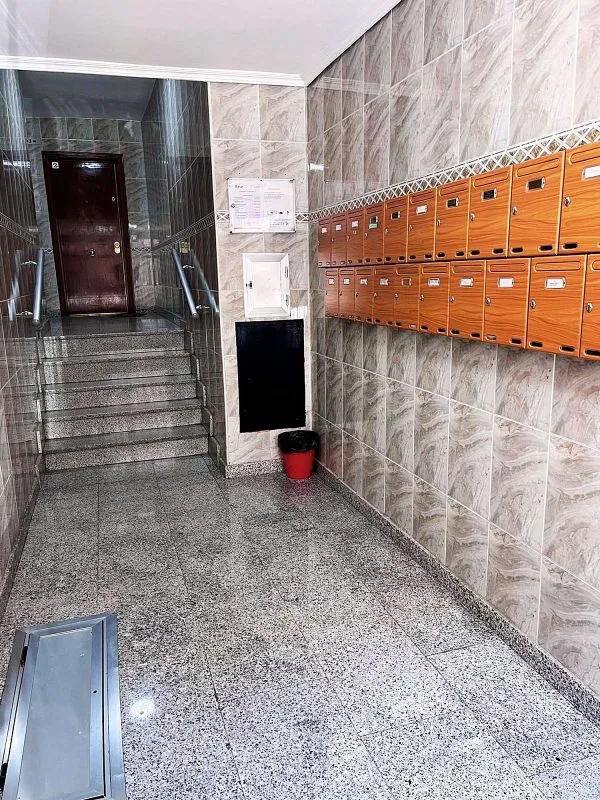 Hallway - 3-Bedroom Flat with Terrace in Reyes