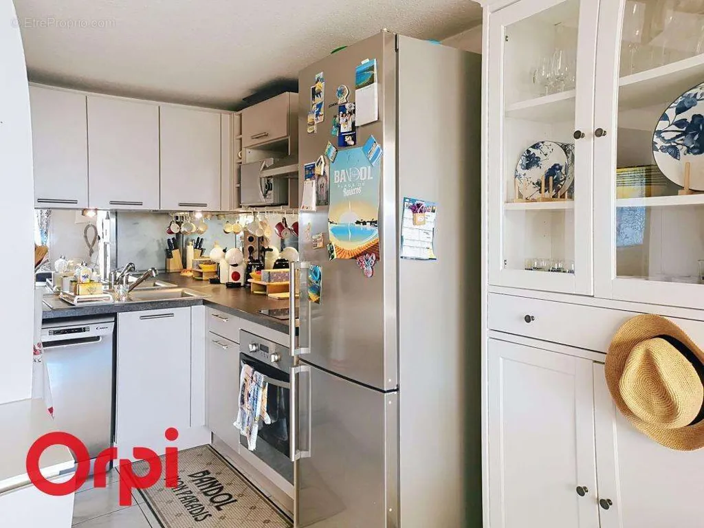 Cuisine - Appartement T2 avec Vue Mer à Bandol