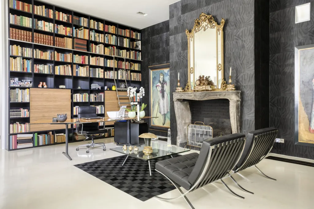 Bureau - Dual Living Villa with Spa in Borne