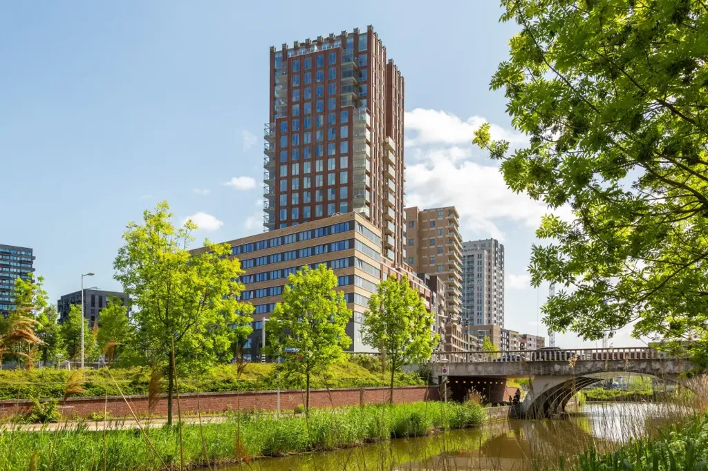 Välivaade - North-Facing Apartment with Balcony in Amsterdam