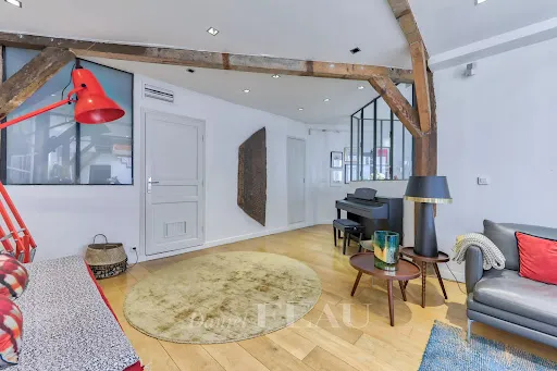 Appartement 8 pièces à Paris 8ème