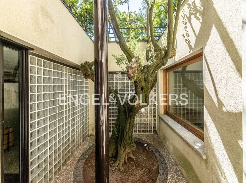Aed - Luxury Villa with Pool in Lipomo, Lombardy