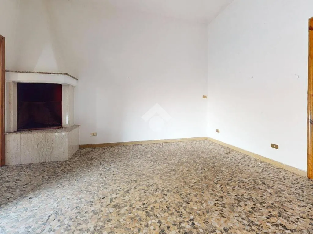 Elutuba - Duplex Apartments with Private Garden in Oria