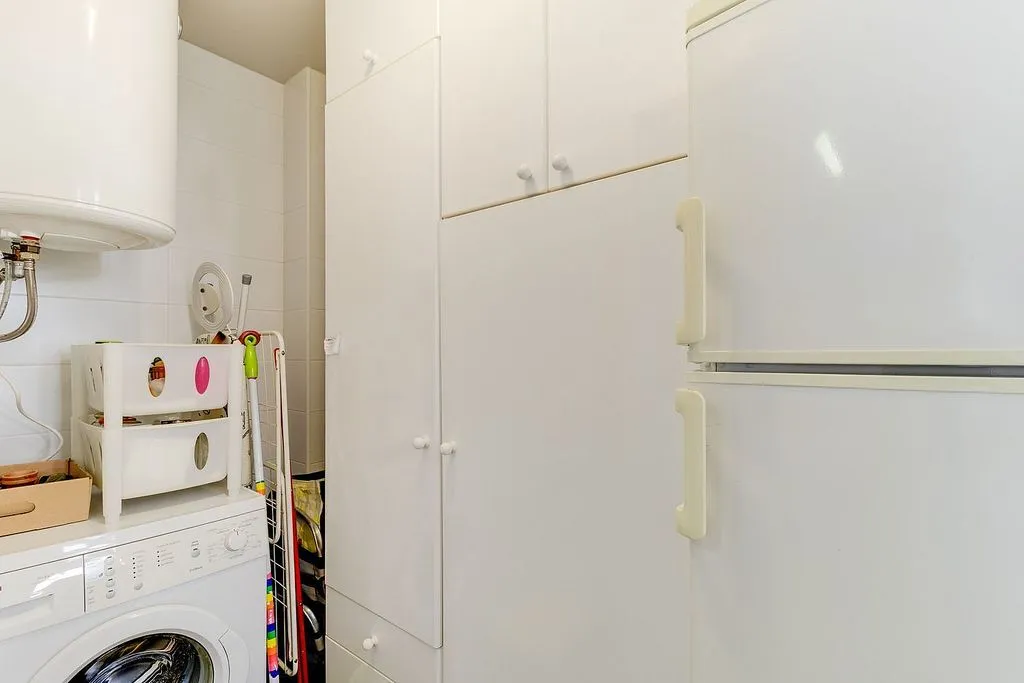 Buanderie - T2 Apartment with Pool in Atalaya, Estepona