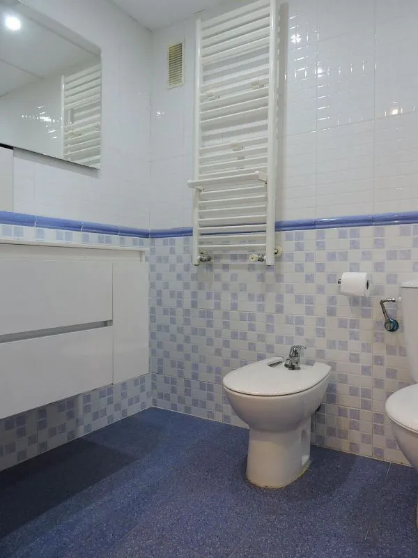 Vannitoad - Apartment with Pool in Benicalap, Valencia