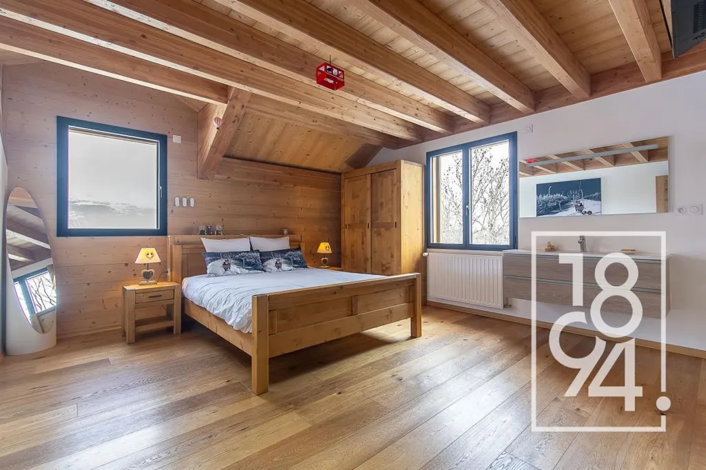 Chambres - Chalet Récent avec Vue Panoramique à Enchastrayes