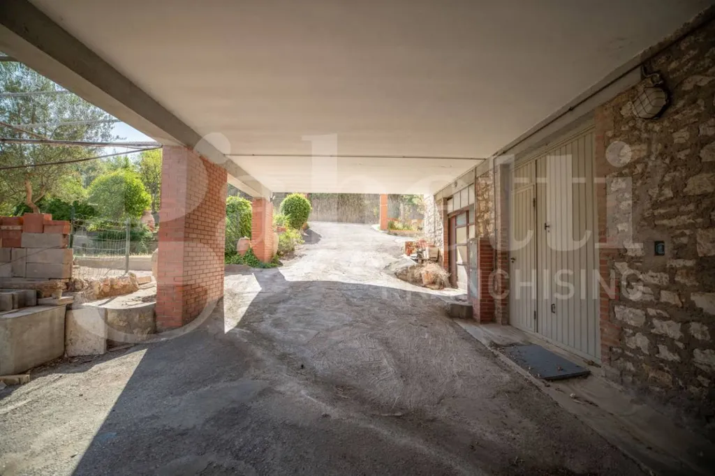 6-room property in Perugia