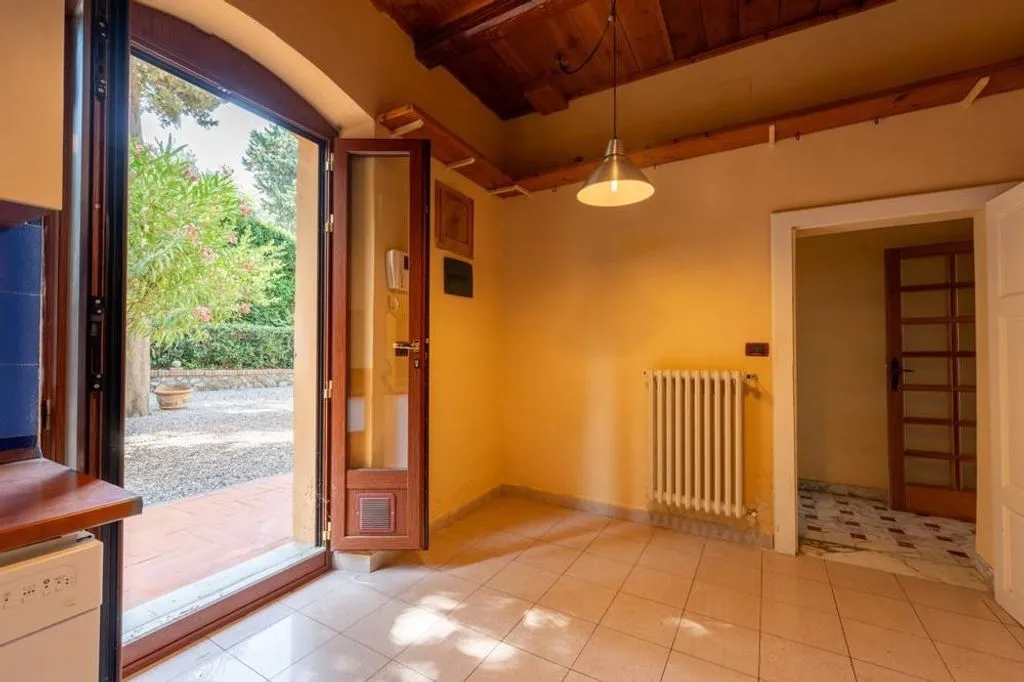 Cuisine - Luxury Villa with Sea View in Leghorn