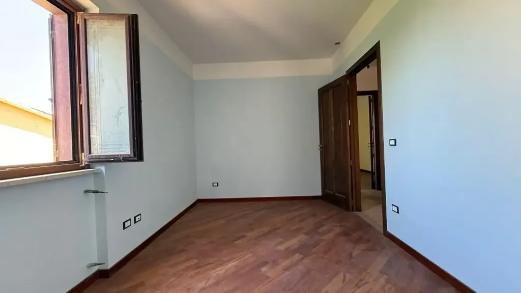 Pièces - Bifamiliar Villa with Garden in Laurignano