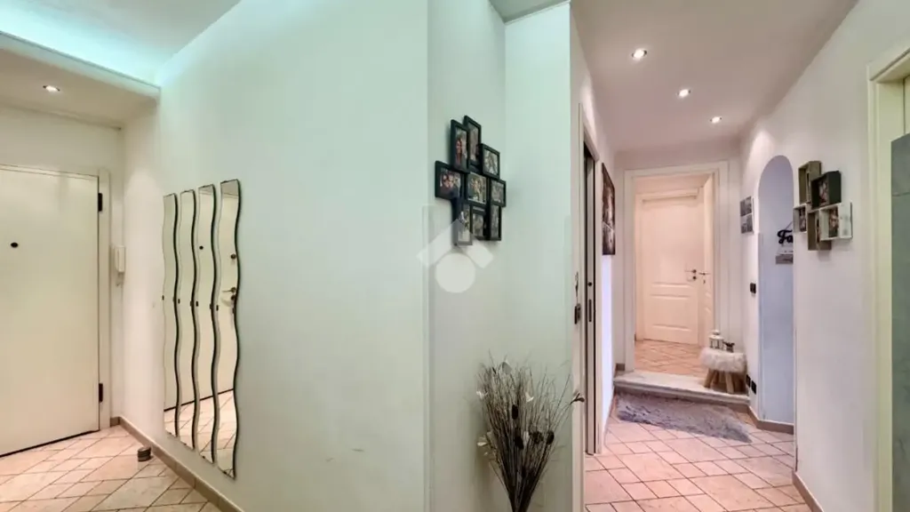 Entrée - Quadrilocale with Sea View Balcony in Noli