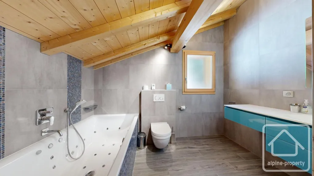 Vannitoad - Contemporary Chalet with Jacuzzi in Châtel