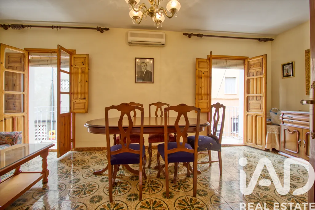 Salle à manger - Townhouse with Dual Access in Rute
