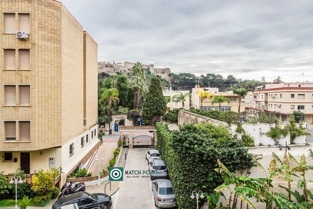 Rõdu - 2-Bed Flat with Pool on Avenida Europa, Almuñécar