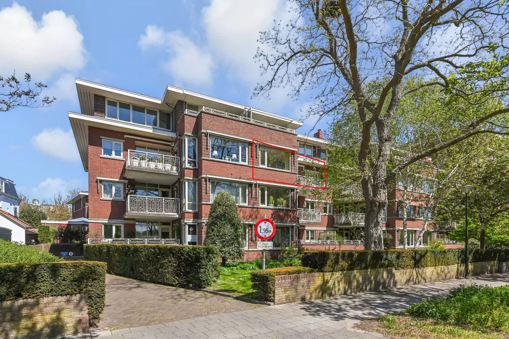 4-toaline korter asukohas Den Haag