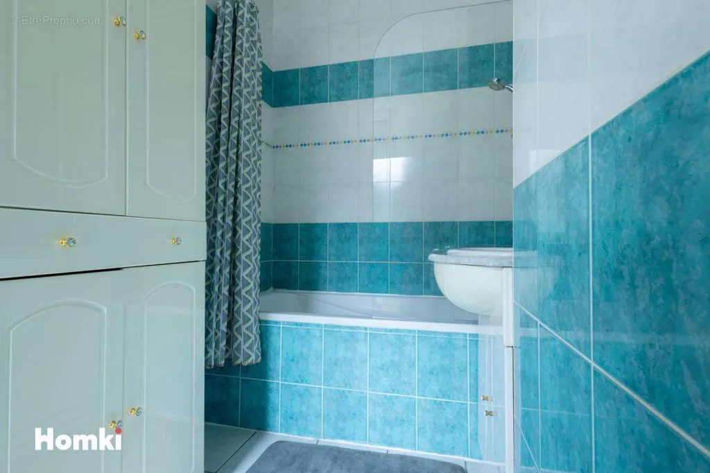 Salles de bain - Appartement T2 en Centre-ville à Saint-Étienne