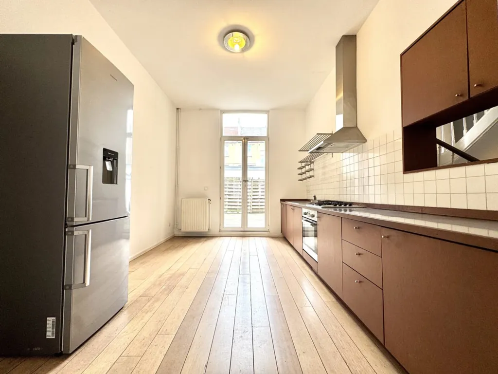 Cucina - Triplex with Terrace in Ixelles, Brussels