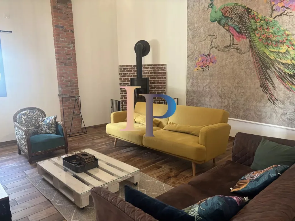 Séjour - Maison en Pierre Rénovée avec Piscine près de Charlieu