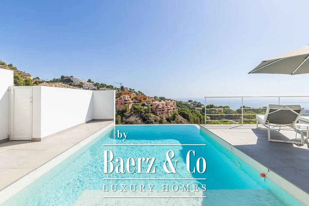 Piscine - Luxury Villa with Panoramic Terraces in Altea
