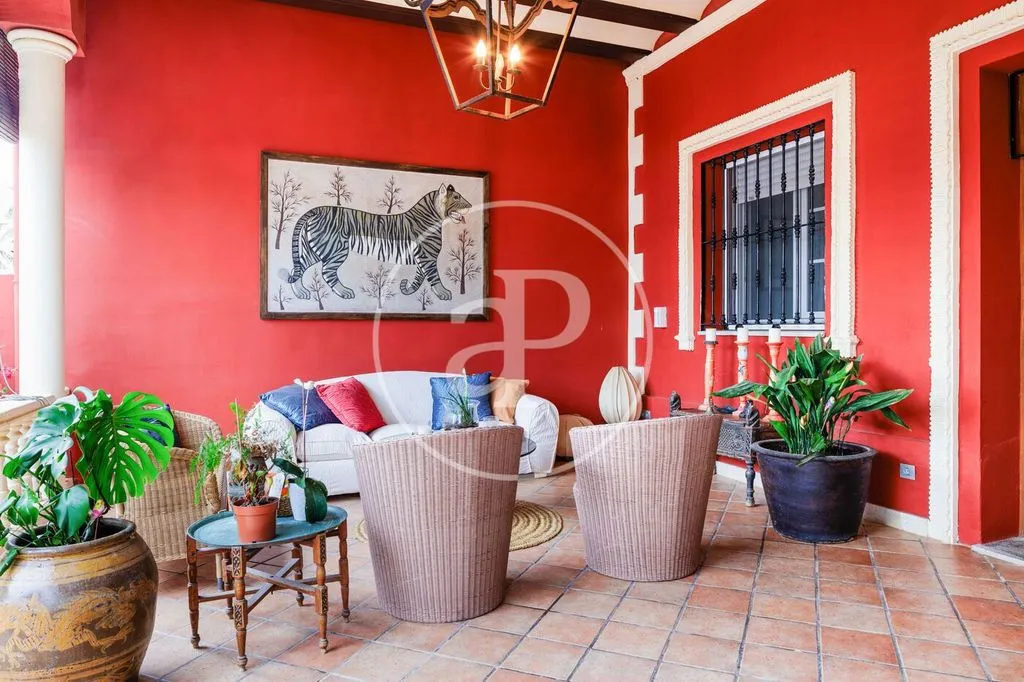 Jardin - Luxury Villa with Seafront Views in Burriana