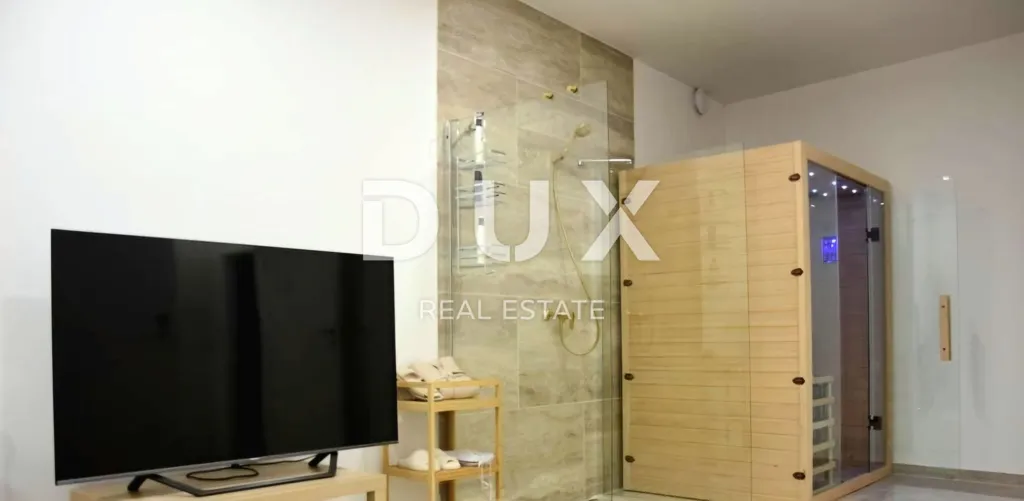Salles de bain - Luxury Villa with Two Units in Istra, Poreč