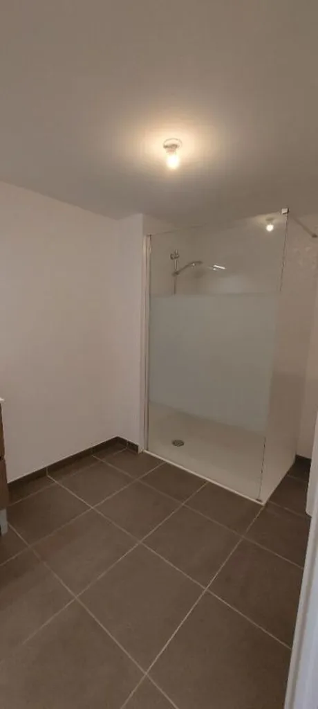 Vannitoad - Apartment with Terrace in Nîmes