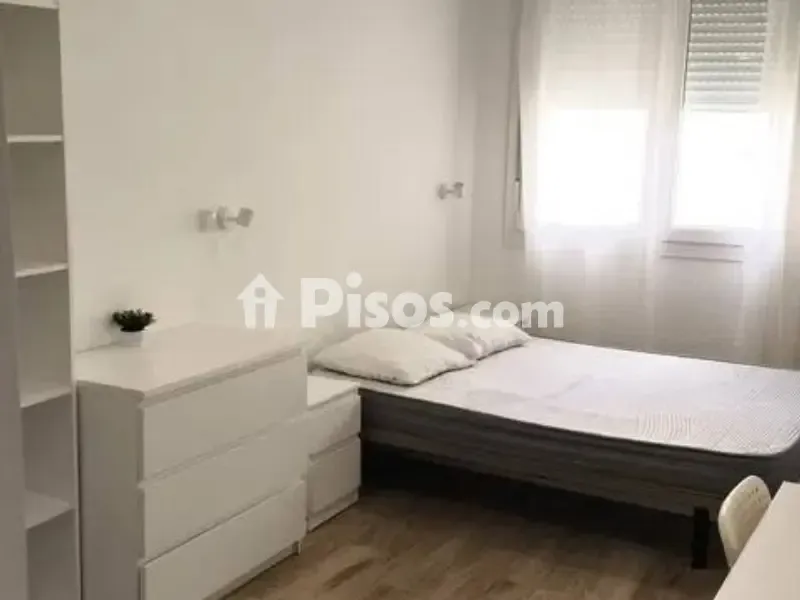 Bedrooms - Studio with South-East Orientation in Chamberí