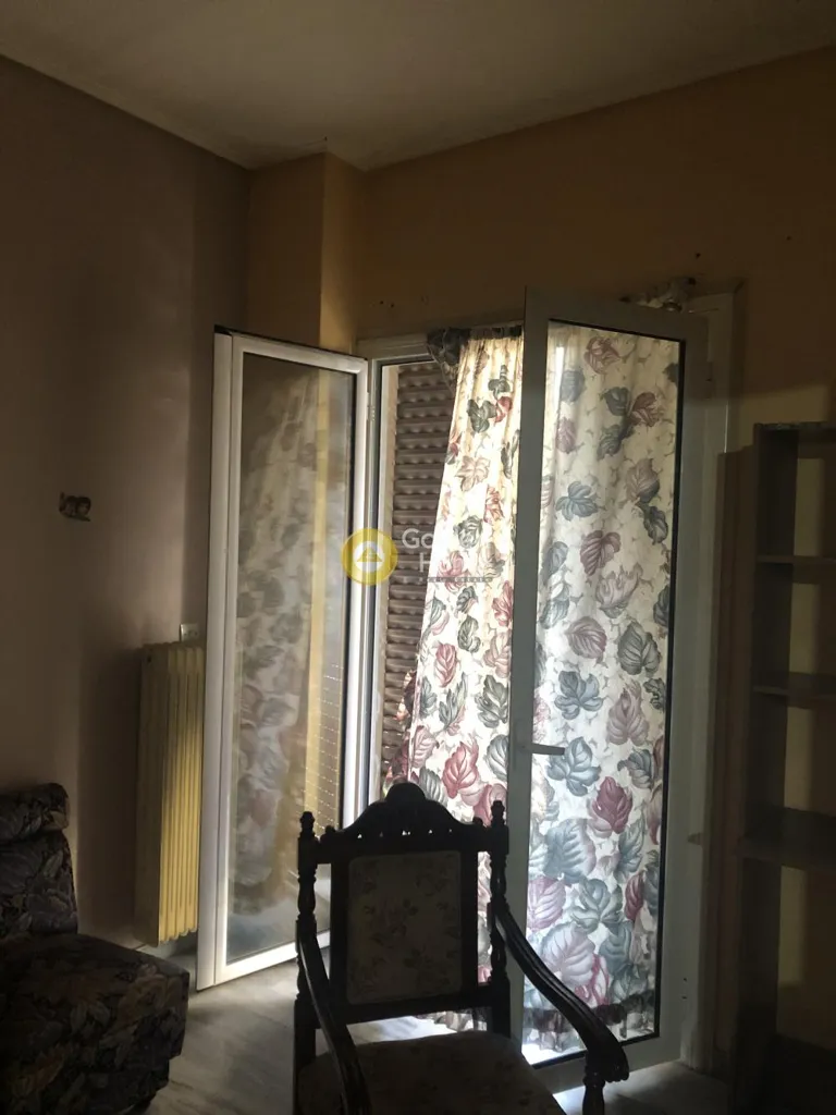 Elutuba - Apartment with Balcony in Perama Centre